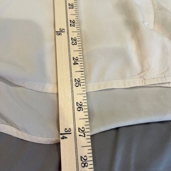Equipment Silk Button Front Shirt Chest and Side Pockets Cream Color Oversized S - Picture 12 of 14